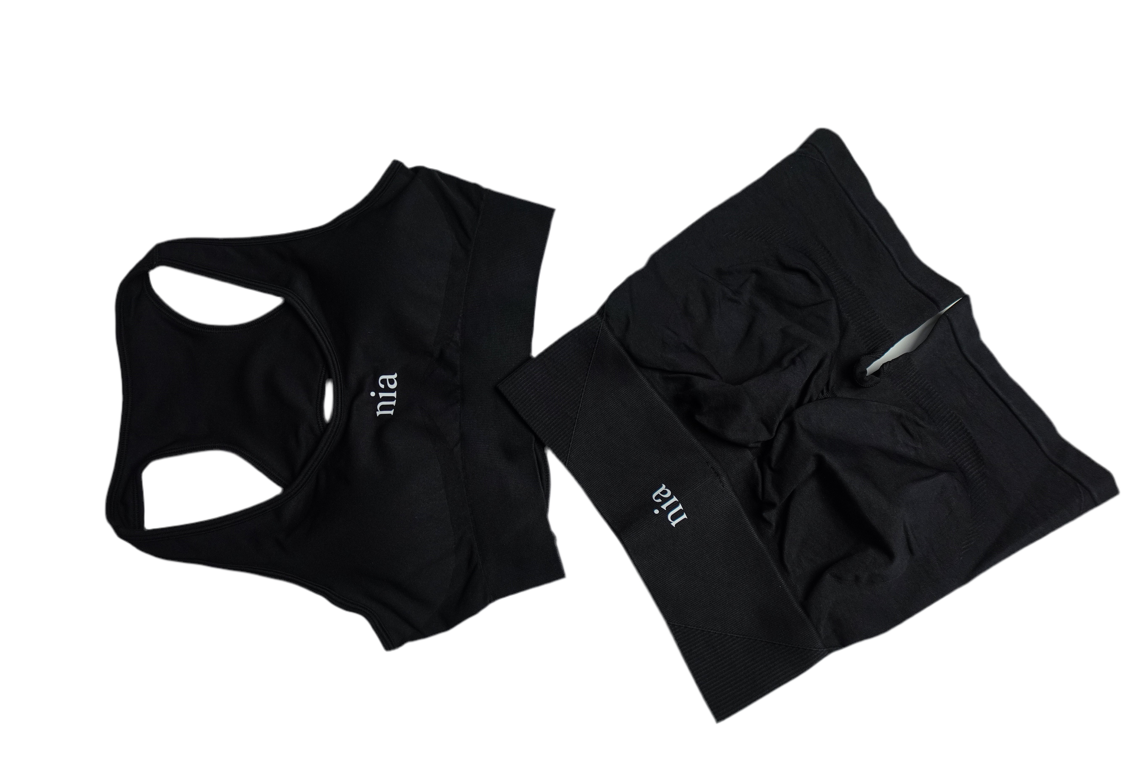 nia Essence 2 -piece set