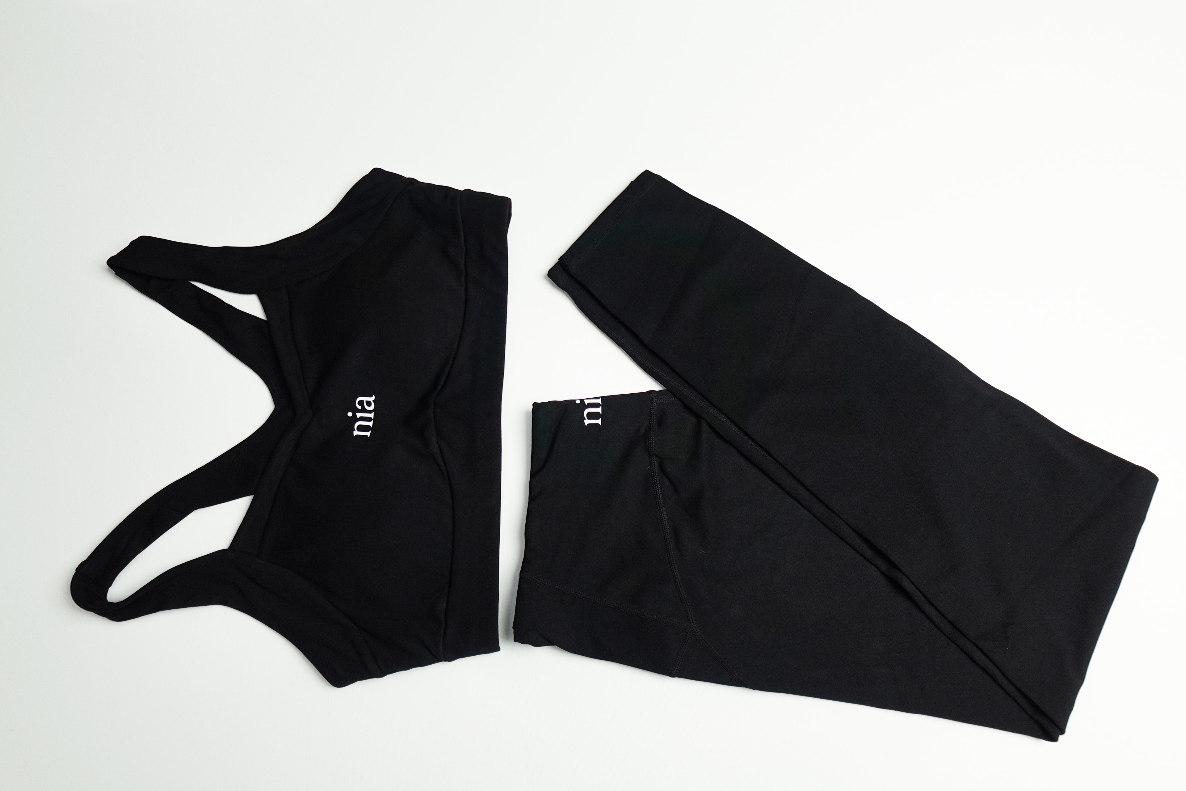 nia Essence 2-Piece Set