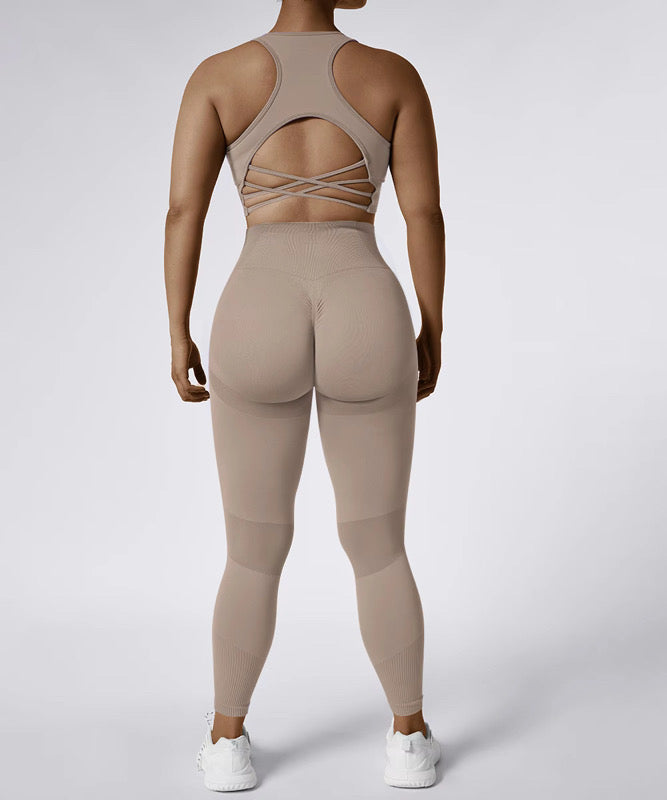 Nia Essence 3-Piece Set